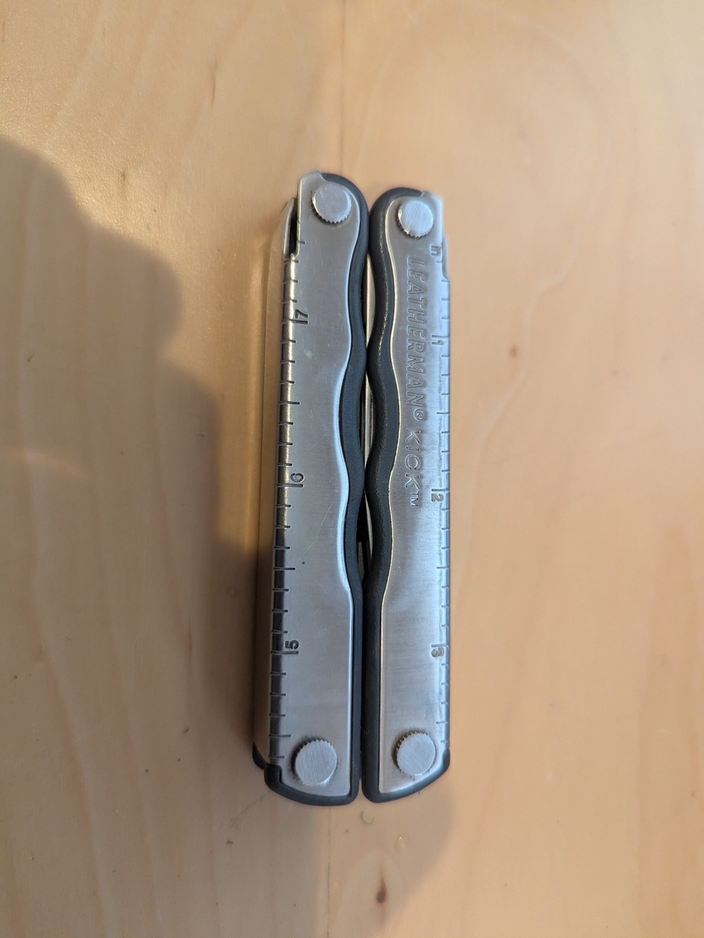 Leatherman Kick Stainless Steel Multi-Tool - Silver